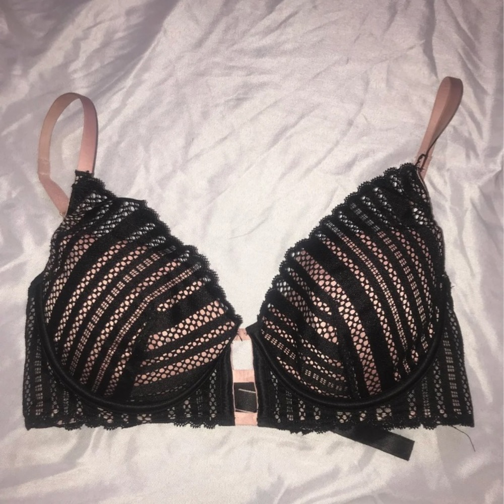 VS push up bra